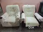 Good condition sofa set selling.