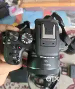 CANON EOS R10 with kit lens and 50mm