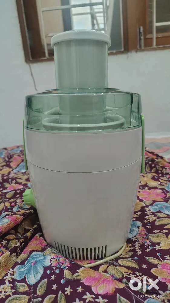 Prestige mixer jar