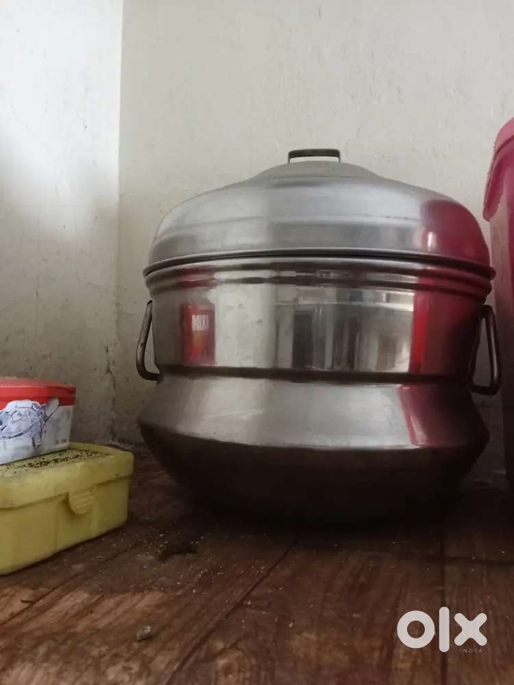 Kitchen utensils sell