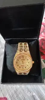 Gold Tone Men's Luxury Wrist Watch.