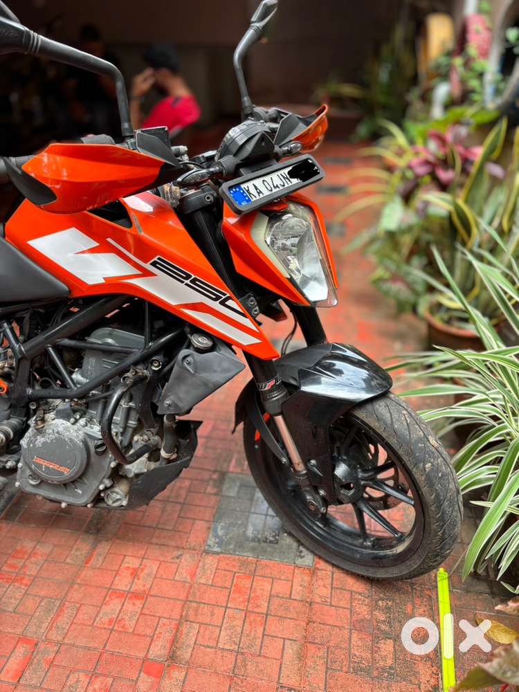 Rarely used KTM 250 Duke for sale!