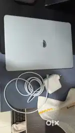 MacBook Air M4 32 gb Ram