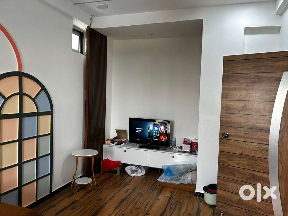 Roof Cafe for sale in Alkapoor Township