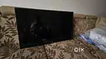 Broken Screen Lloyd 32 LED TV – Quick Sale at 1,200