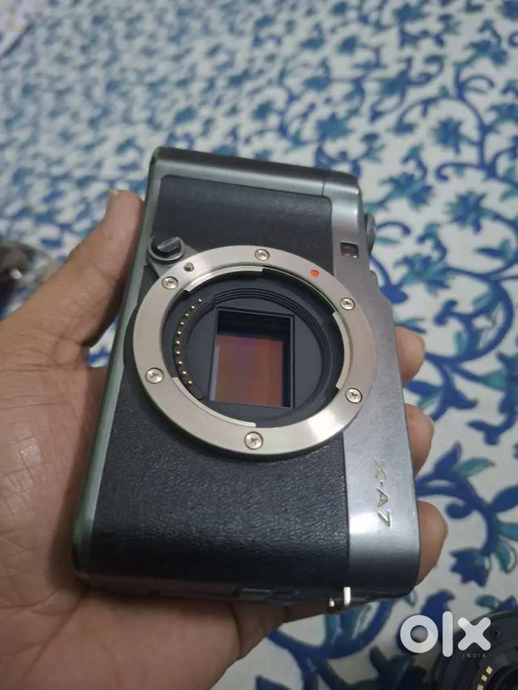 Mirrorless 4k Dslr Fujifilm X-a7 with 14-45 Ois lens