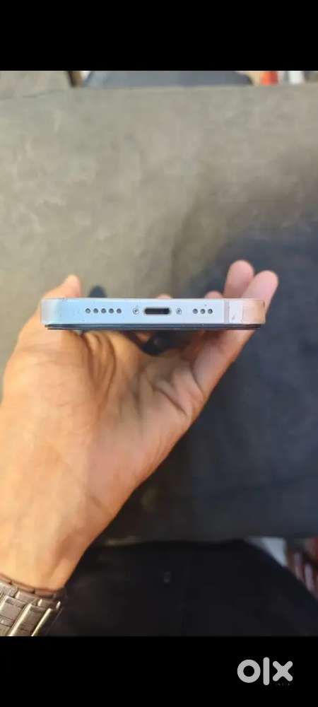 Iphone 13 best in condition 128gb