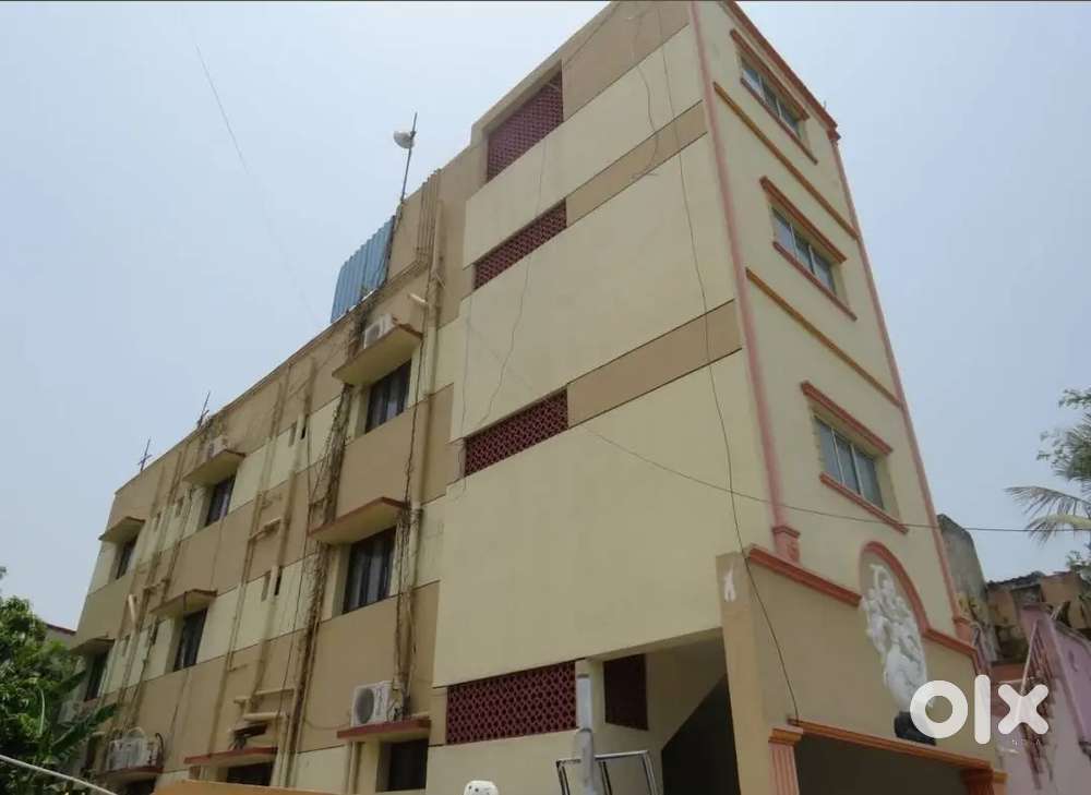 MEN PG Single and Double sharing only.