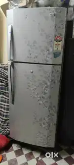 Urgent sell LG  Fridge double door .