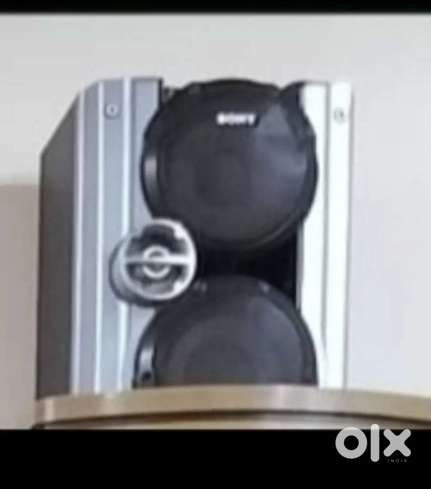 Sony 2 speakers to sell