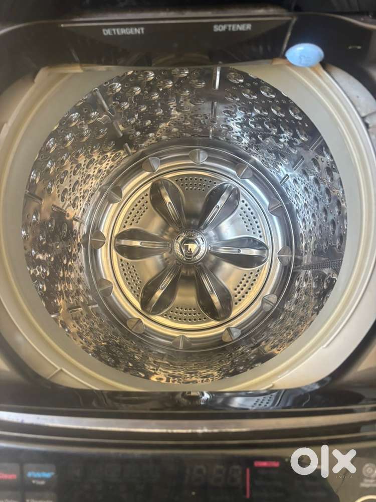 Washing machine under warrinty fully auto steeltub