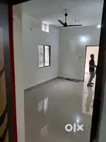 Badhiya Saf Suthra New paint kiya hua ,Full Privacy