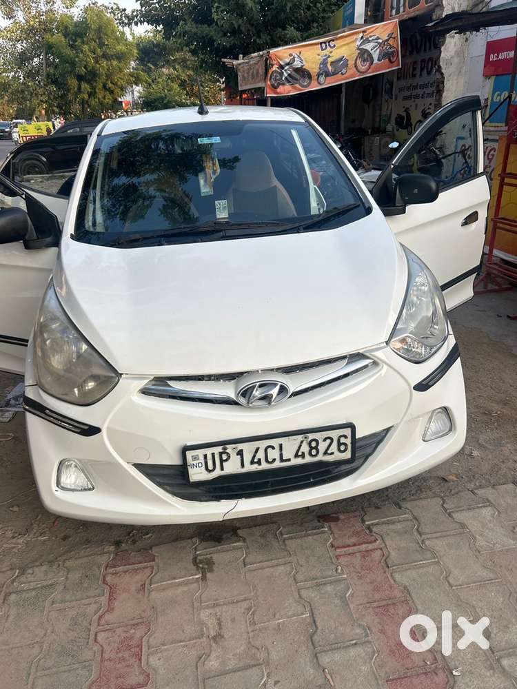 Hyundai EON 2015 CNG & Hybrids Well Maintained