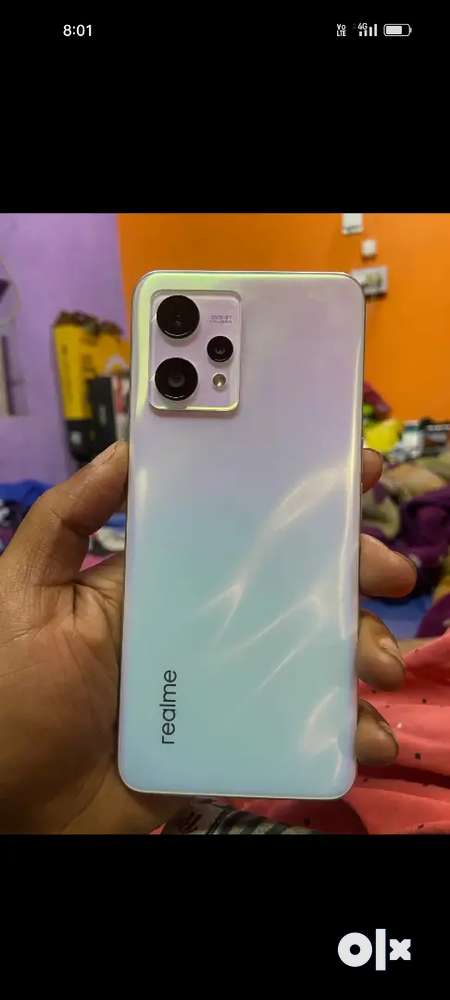 Realme 9 only 10 month old