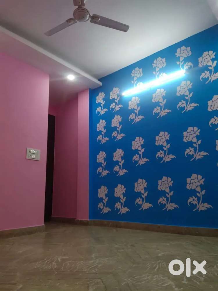 2bhk flat in sale govindpuri
