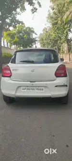 Maruti Suzuki Swift VVT ZXI, 2022