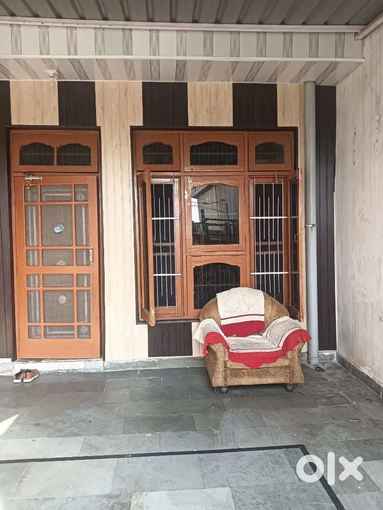 3 room 1 store and washroom and kitchen