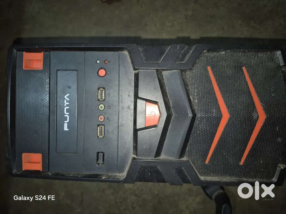 Old Computer with all component