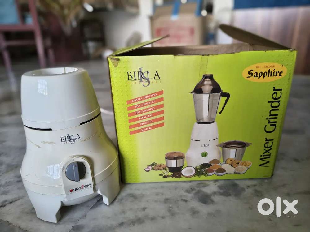 Want to sell Kitchen mixer for Rs 1000 & water bottle for 500