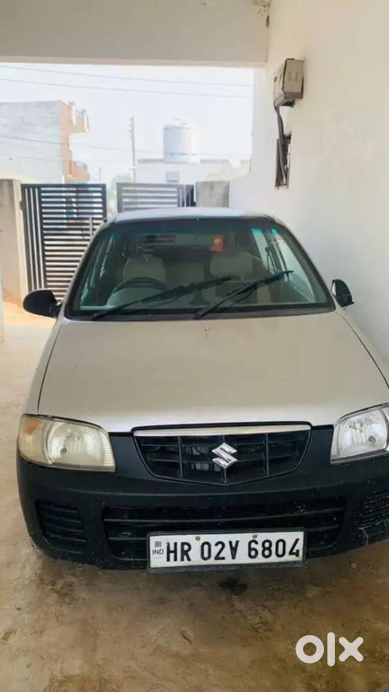 Koi kami nhi hai car me