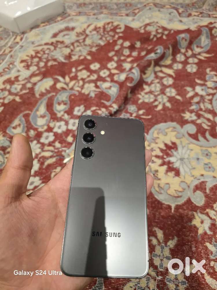 Samsung S24 black color 8/256