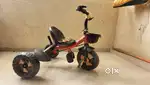 Kid's tricycle metal body
