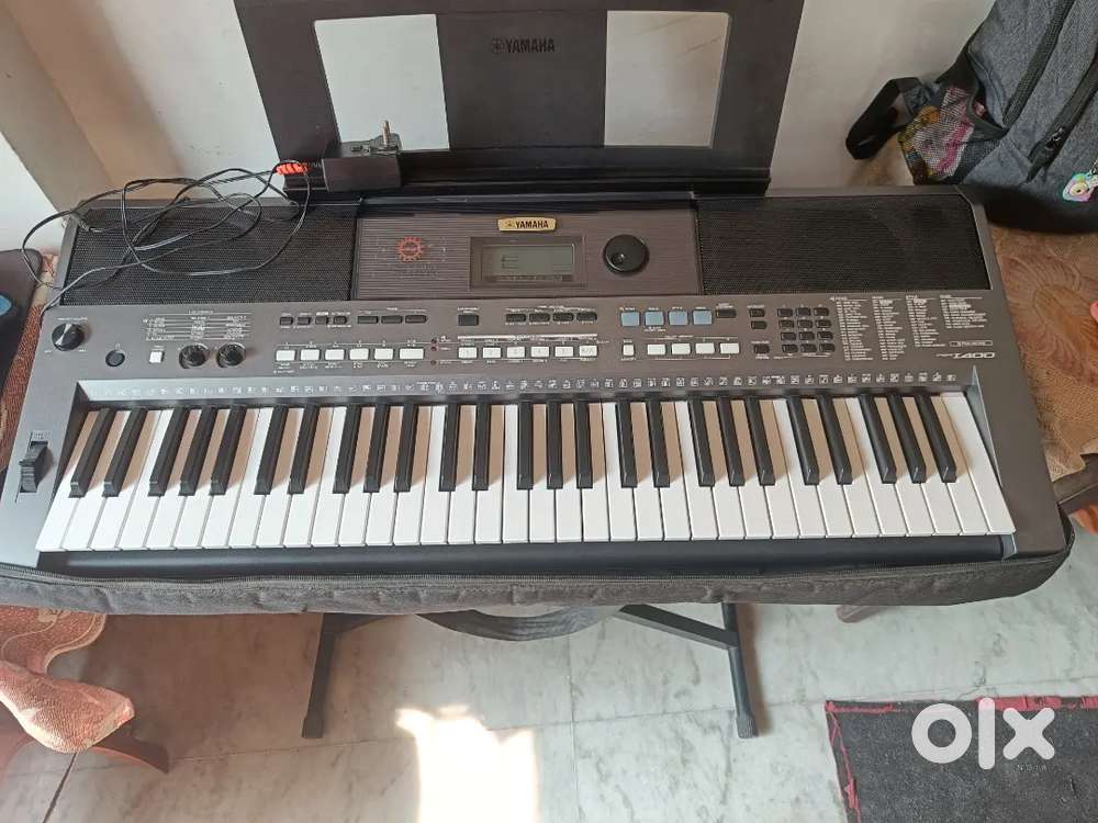 Yahama PSR I400