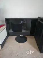Computer screen hai screen bilkul, thik hai achhi quality, mein hai
