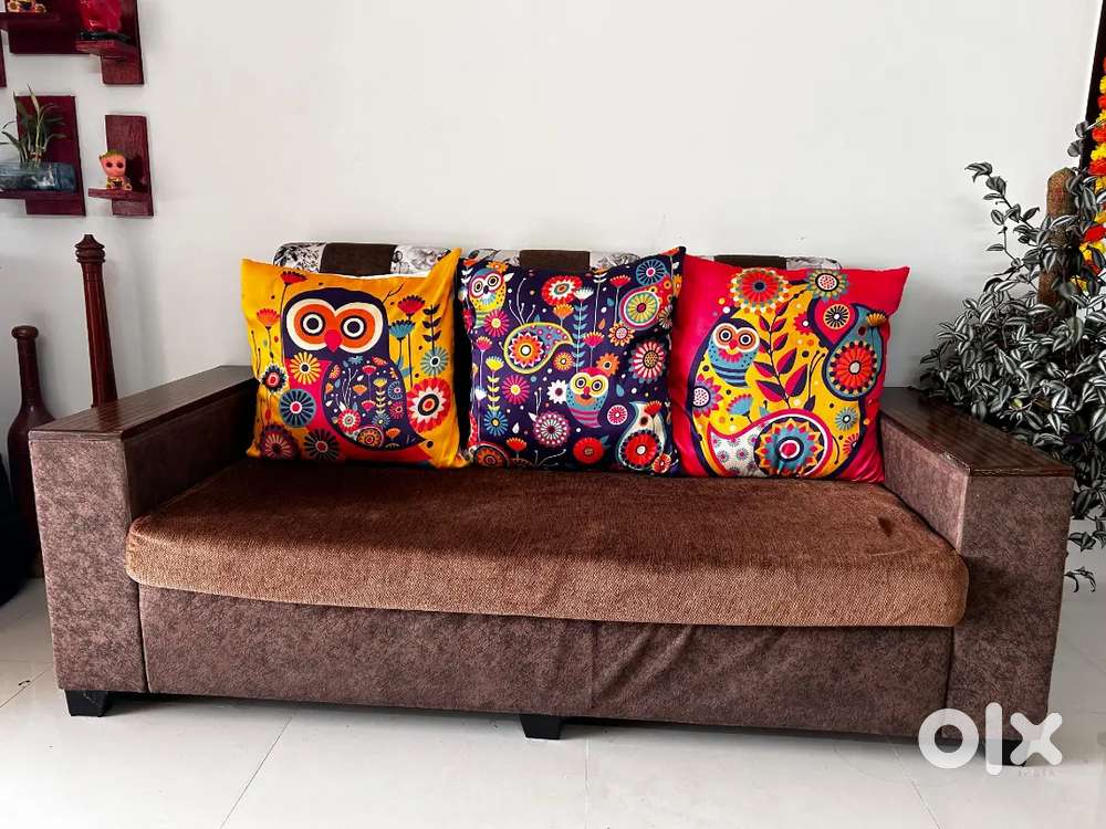 Sofa in decent condition for sale in pashan