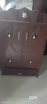Pooja stand