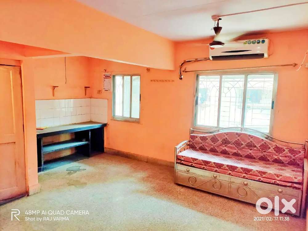 ONE ROOM KITCHEN FOR RENT SEMI FURNISHED FLAT AVAILABLE 1ST DECEMBER.