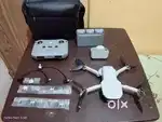 DJI Mini 2 SE Beginner Drone with Camera 15-20 Minutes Image