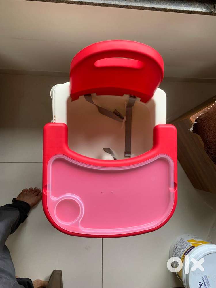 Luvlap food chair for baby