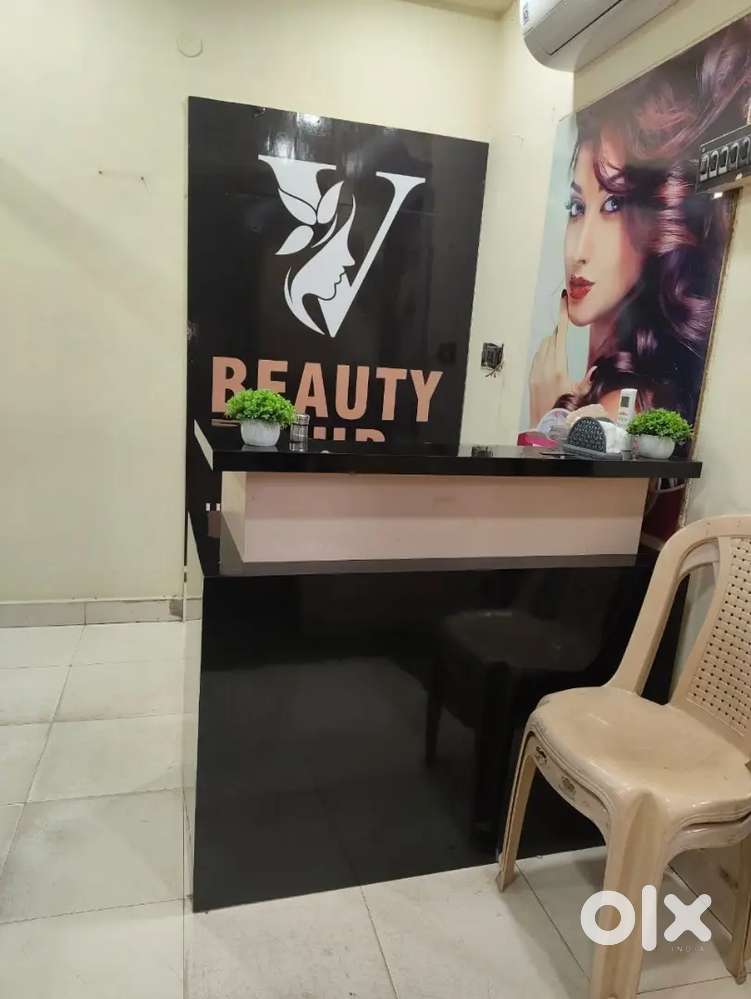 V beauty hub