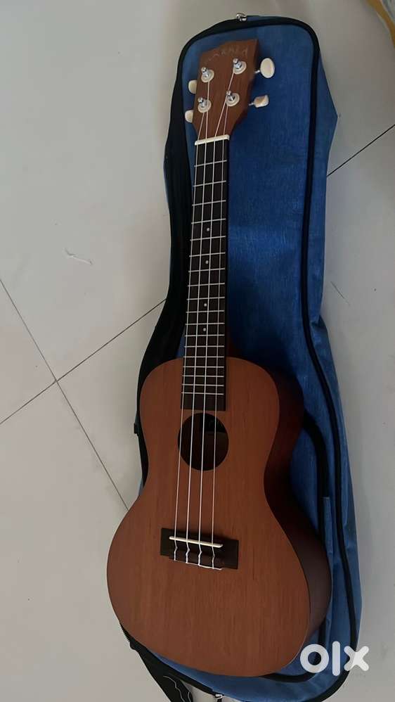 Makala Ukulele for Sale (with Bag)
