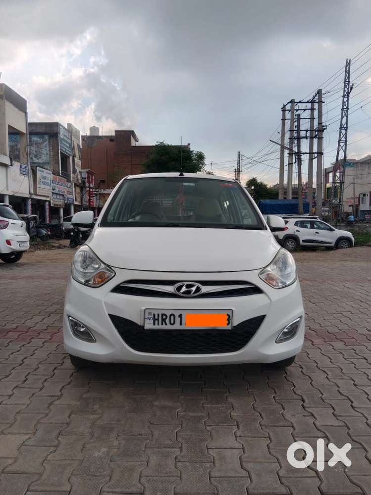 Hyundai i10 Sportz, 2016, Petrol
