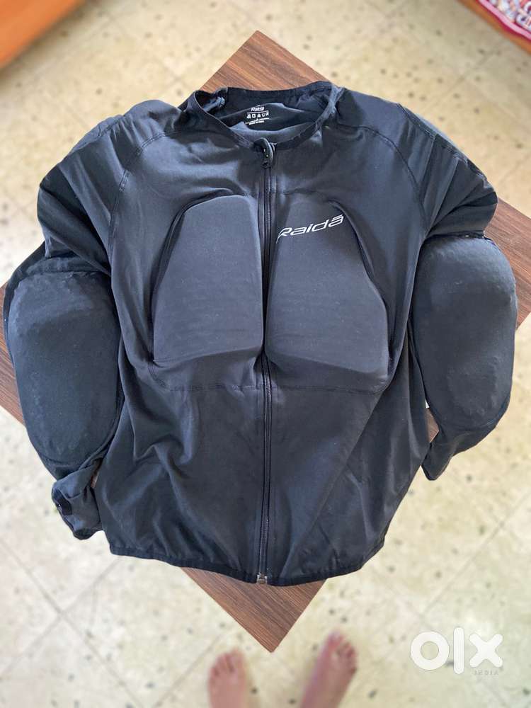 Raida Jacket cum ARMORED BASE LAYER (L)