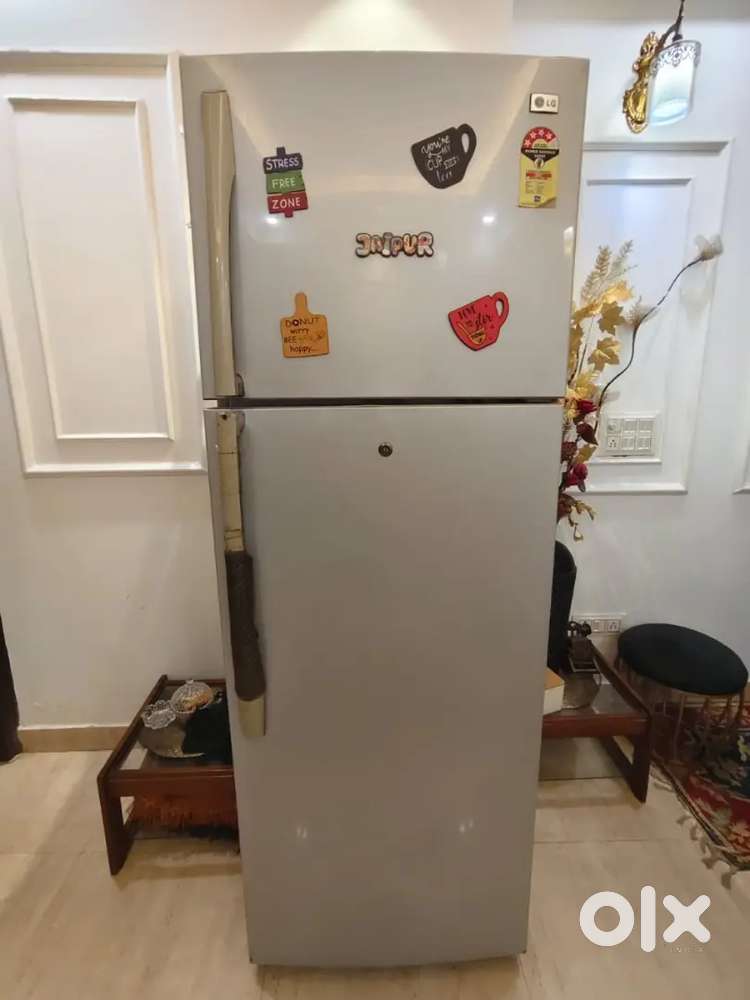 LG 4 star good condition refrigerator in working condition