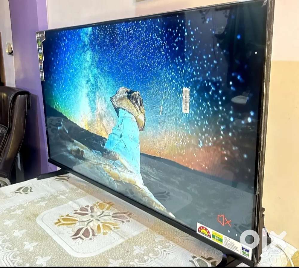 32 Inches Google tv urgent sell under warranty with Bill and warranty