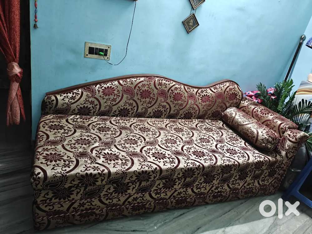 Wodden Sofa cum bed 3 seater sofa queen size bed