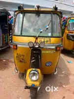 Bajaj re compect