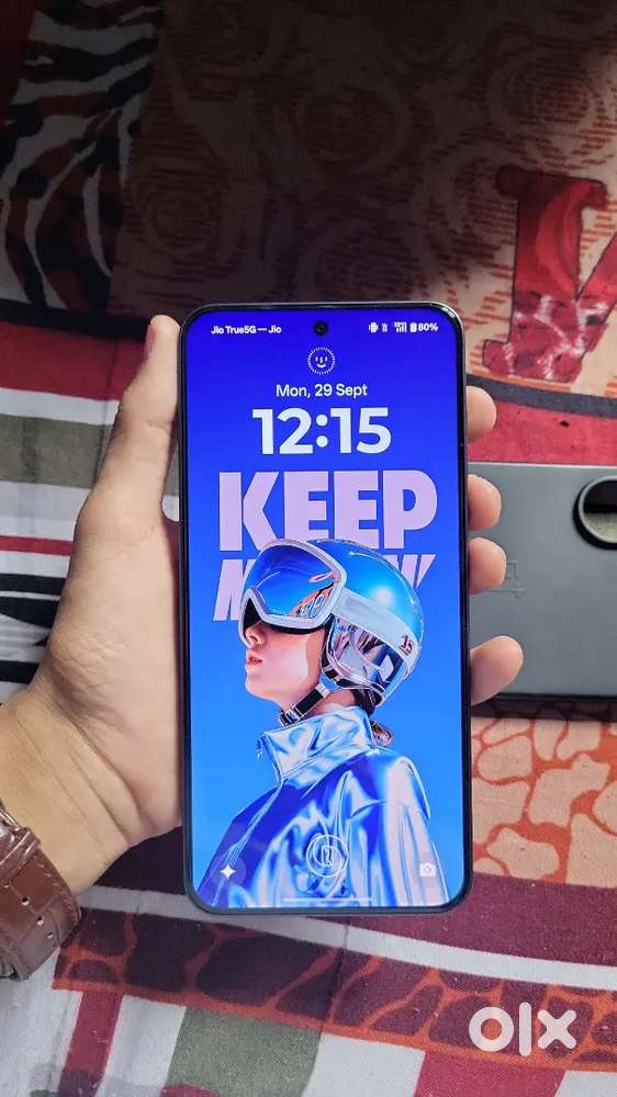 OnePlus Nord 5 12/256. 2 months old (with free headphones)