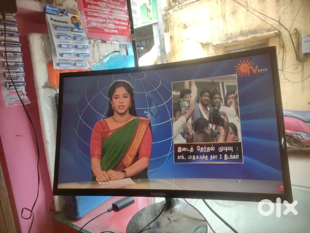 Samsung monitor&TV  use sale good working condition