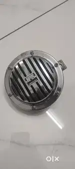 Roots vibrosonic horn