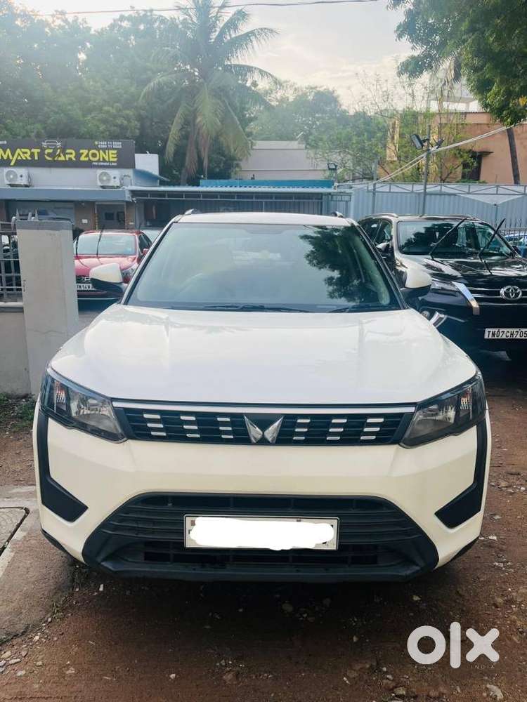 Mahindra XUV300 1.2 W6 AMT Petrol, 2022, Petrol