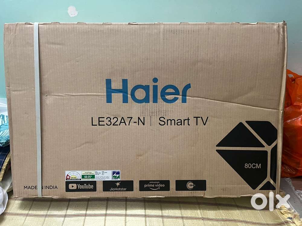 Haier 80 cm boxed packed smart tv