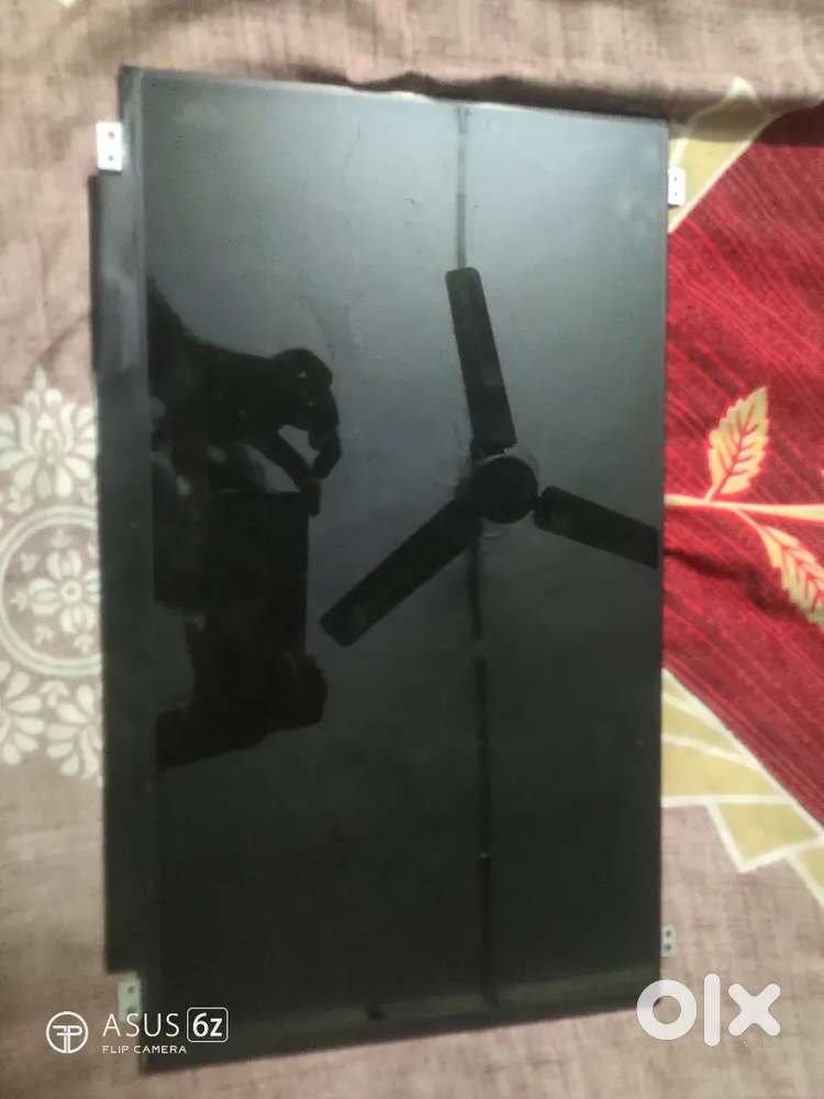 Dell Inspiron 3000 display
