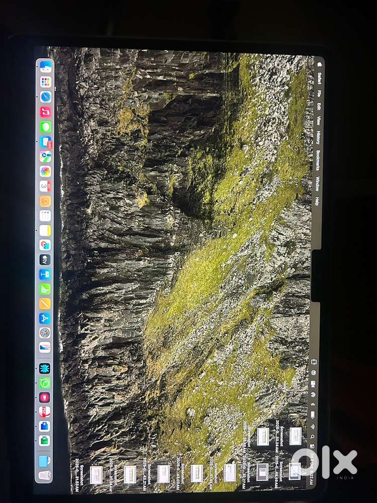 Macbook Air M2 512 gb version