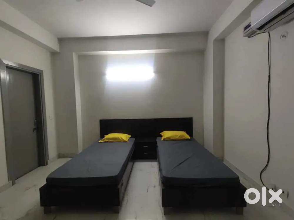 NO BROKERAGE 500+ Brand new Boys PGs with meals & amenities in Noida!