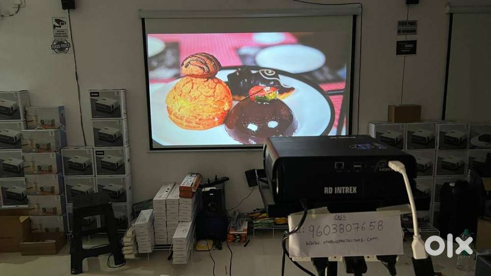 New Best quality 4K 3D projectors and screens wall tripod at wholesale